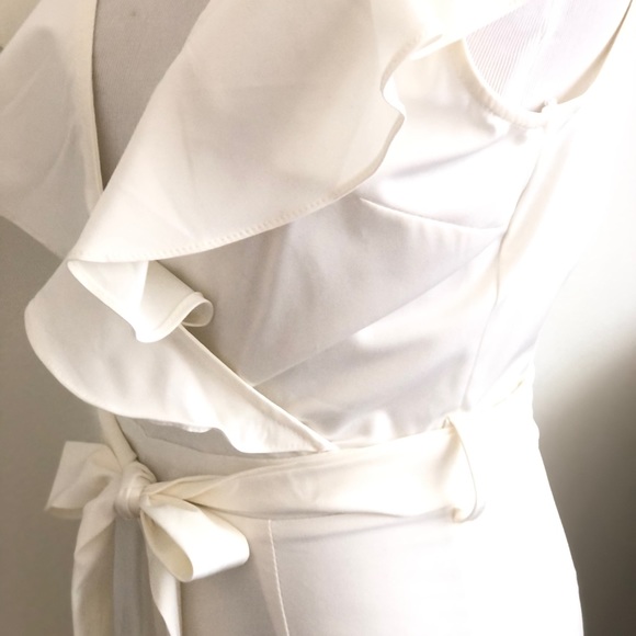 White ruffle romper - Picture 3 of 4